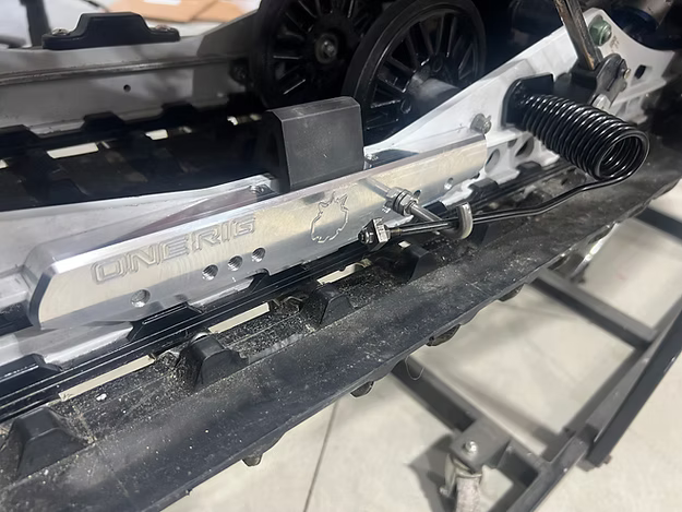 1 Rig Ice Scratcher Kit - Polaris Matryx 146