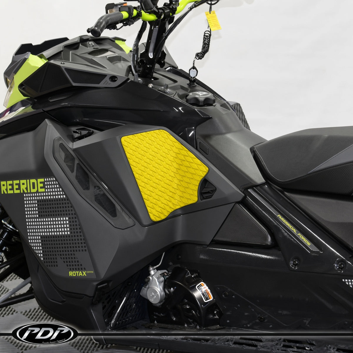 PDP Ski Doo Gen 4 Kneepads
