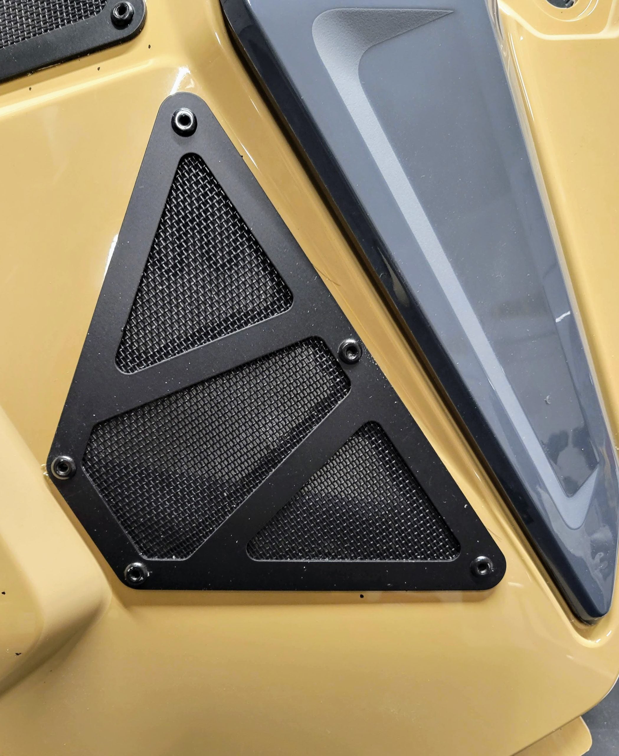 Fire N Ice Polaris Matryx Side Panel Vent Kit