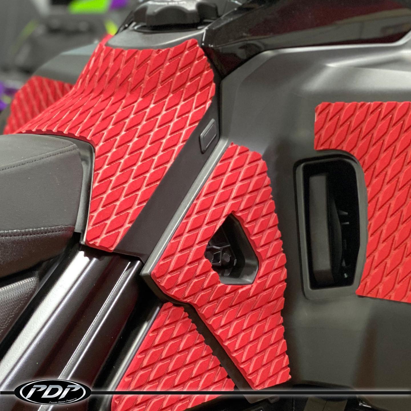 PDP Ski Doo Gen 5 Summits and Freeride Kneepads