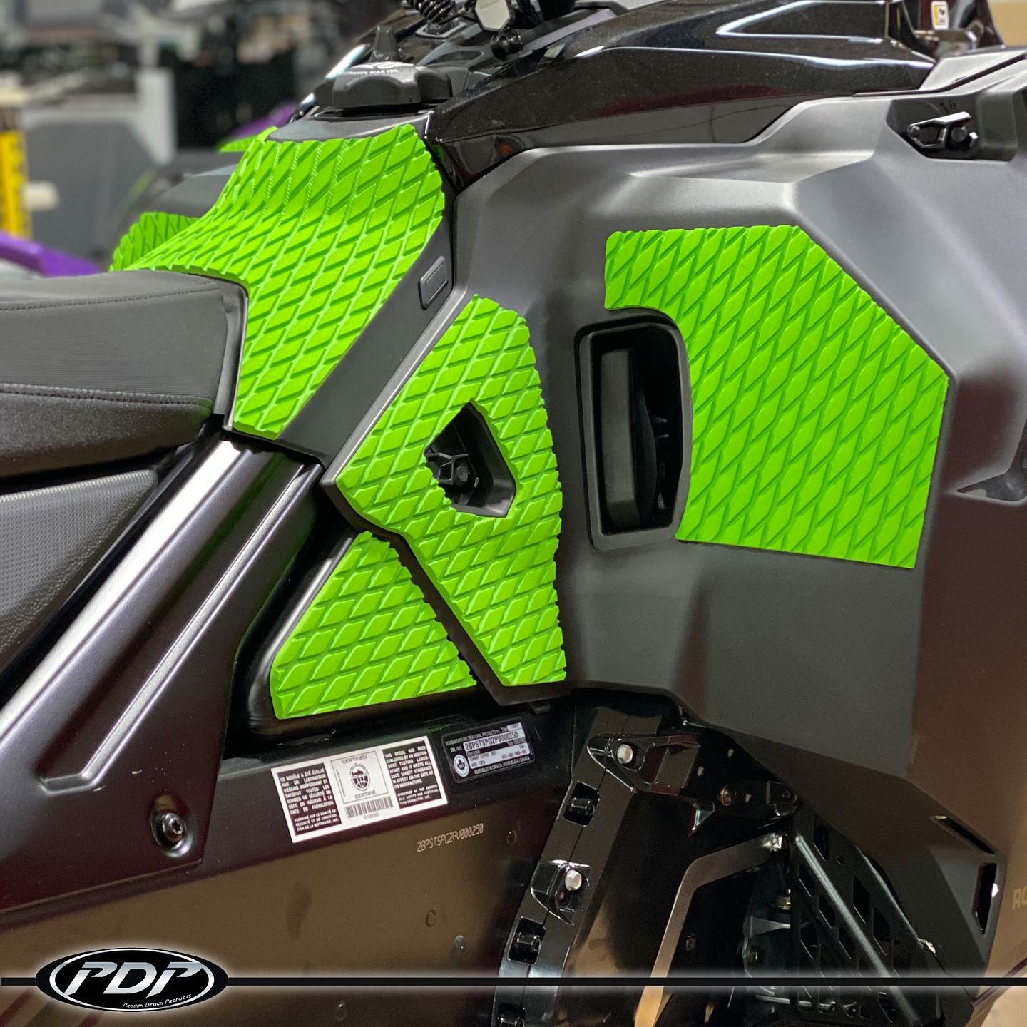 PDP Ski Doo Gen 5 Summits and Freeride Kneepads